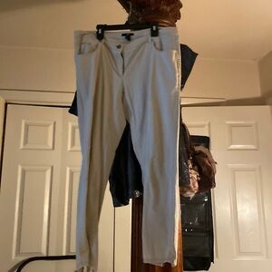 Baige jeans Elle nice never worn